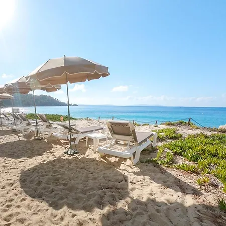 Pieds Dans L'eau Plage Privee Villa