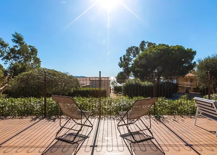 Villa Pieds Dans L'eau Plage Privee Le Lavandou
